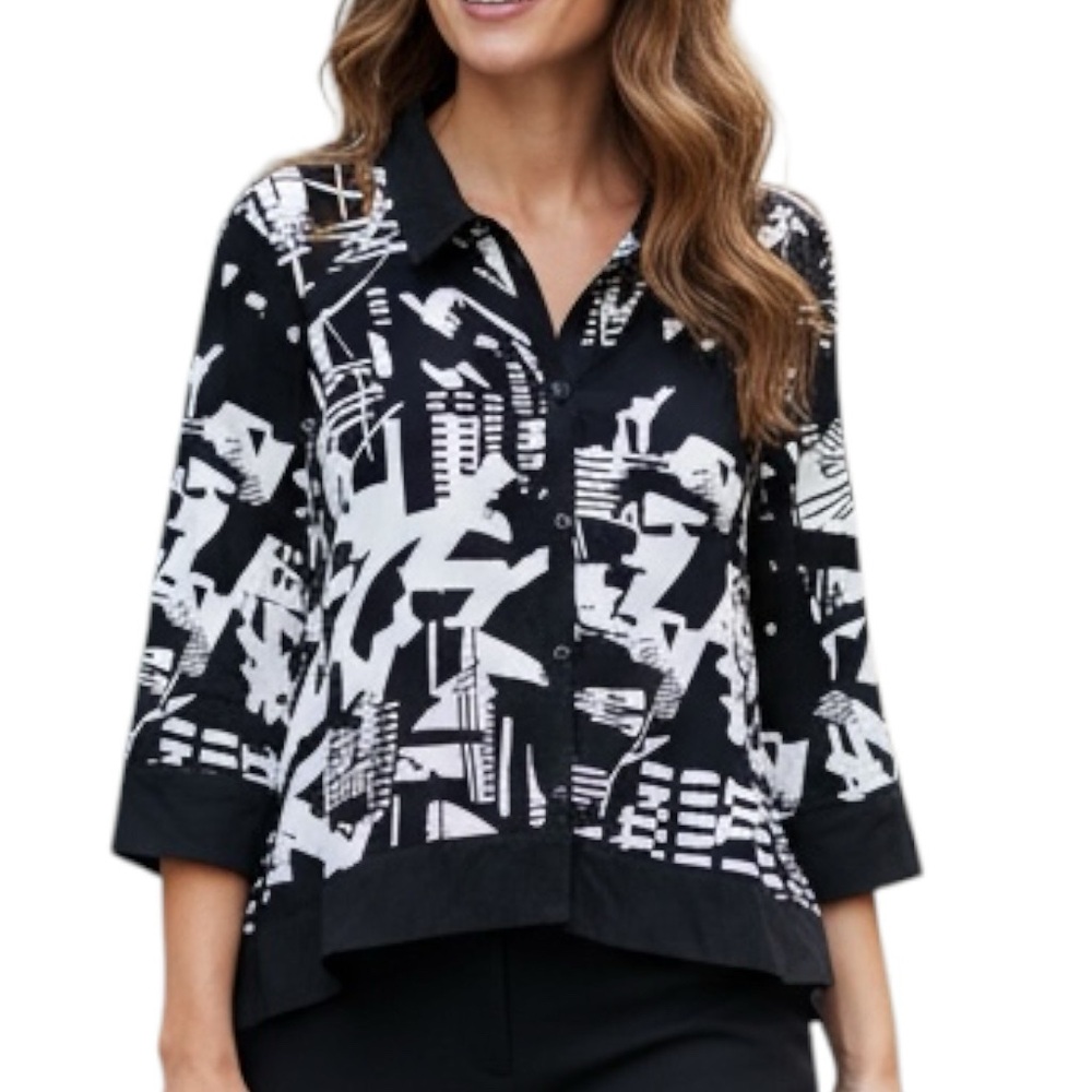 Dolcezza Blouse Black White Abstract Print 3/4 Sleeves Button Up Collar